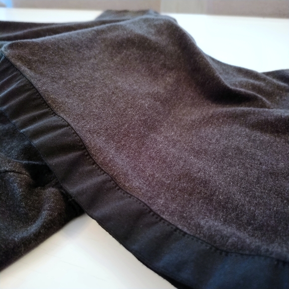 Super soft Adidas Climalite hooded top in charcoal and black S - Picture 7 of 16